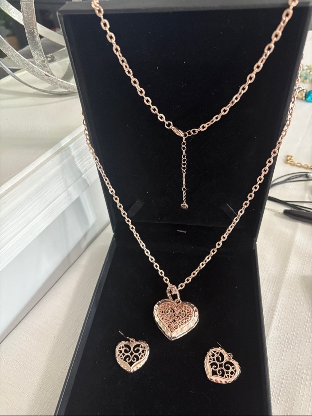 Filigree Heart Pendant Necklace and Earring Set - Rose Gold